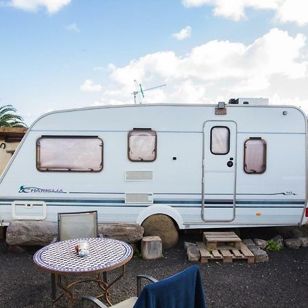 Caravan Apartment Tinajo Exteriör bild